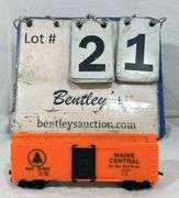MODEL POWER HO-SCALE MAINE CENTRAL RAILROAD BOX CAR 40'