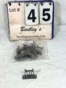 HO-SCALE TRAIN TRACK SUPPORT PIECES