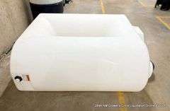 400 GALLON PLASTIC DOORWAY WATER STORAGE TANK
