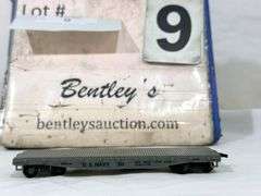 ATHEARN SOUTHERN PACIFIC #1177 CUPOLA CABOOSE W/ U.S. NAVY 311 FLATCAR, HO-SCALE