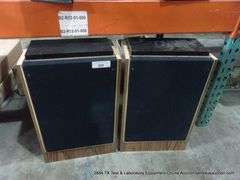 LOT: (2) OKLAHOMA SOUND STEREO SPEAKERS