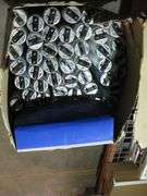 BOX OF T8 LED BULBS, 48"