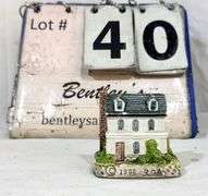 RGA 1992 2-STORY PHARMACY HOUSE FIGURINE