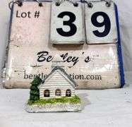 RGA 1992 CHURCH FIGURINE