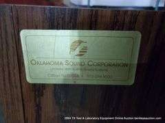 LOT: (2) OKLAHOMA SOUND STEREO SPEAKERS