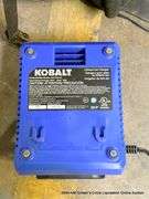 KOBALT 4 GALLON BATTERY POWERED BACKPACK SPRAYER W/ 2 BATTERIES & CHARGER