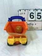 FISHER PRICE LITTLE PEOPLE WORK TOGETHER DUMP TRUCK