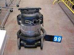 DEWALT 10 GALLON STAINLESS STEEL WET/DRY SHOP VACUUM