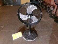 COMMERCIAL ELECTRIC 20 IN. PEDESTAL FAN
