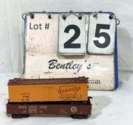 LIFELIKE OR RAPIDO HO-SCALE DUBUQUE PACKING CO. URTX 4750 REFRIGERATOR CAR W/ HO-SCALE PENNSYLVANIA 
