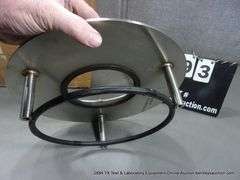 BOX: (2) STAINLESS LABORATORY FLANGES