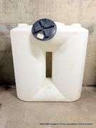 400 GALLON PLASTIC DOORWAY WATER STORAGE TANK