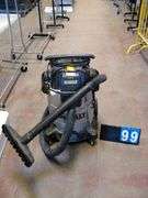 DEWALT 10 GALLON STAINLESS STEEL WET/DRY SHOP VACUUM