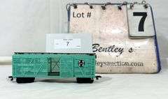 BACHMANN SANTA FE LIVESTOCK CATTLE CAR ATSF94135, HO-SCALE