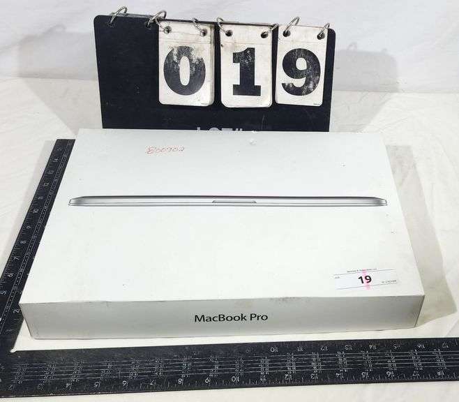 APPLE MAC BOOK PRO BACK PANEL NOT SECURED NO CHARGER MODEL A1398