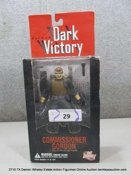 Batman Dark Victory Action Figure DC Direct | Modello Da Collezione 17 Cm Con Base Espositiva E Articolazioni - 4