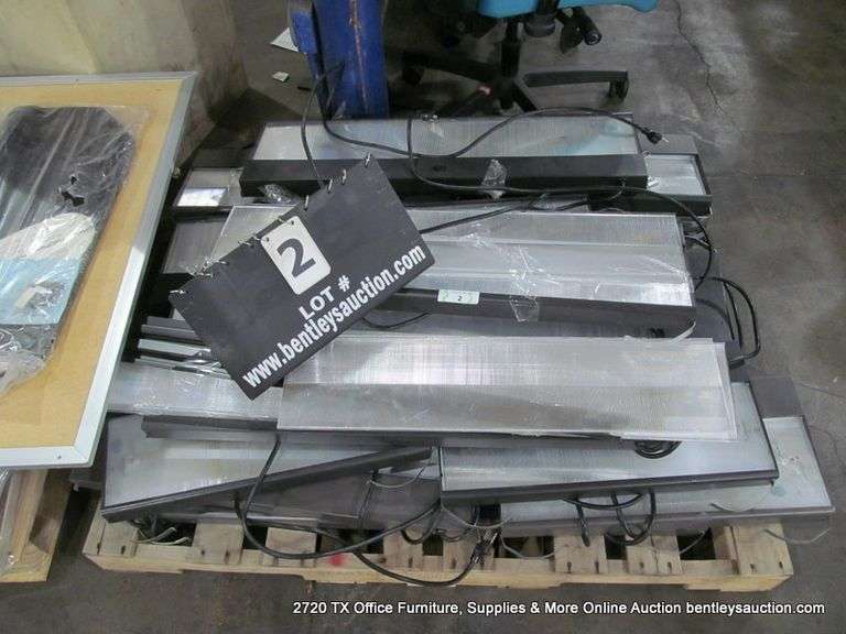 PALLET: HERMAN MILLER LIGHTS