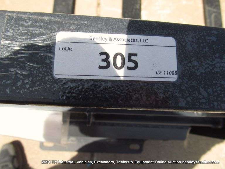 WOLVERINE MP-11-2500G MINI SKID STEER PALLET FORK, S/N ZW-00068
