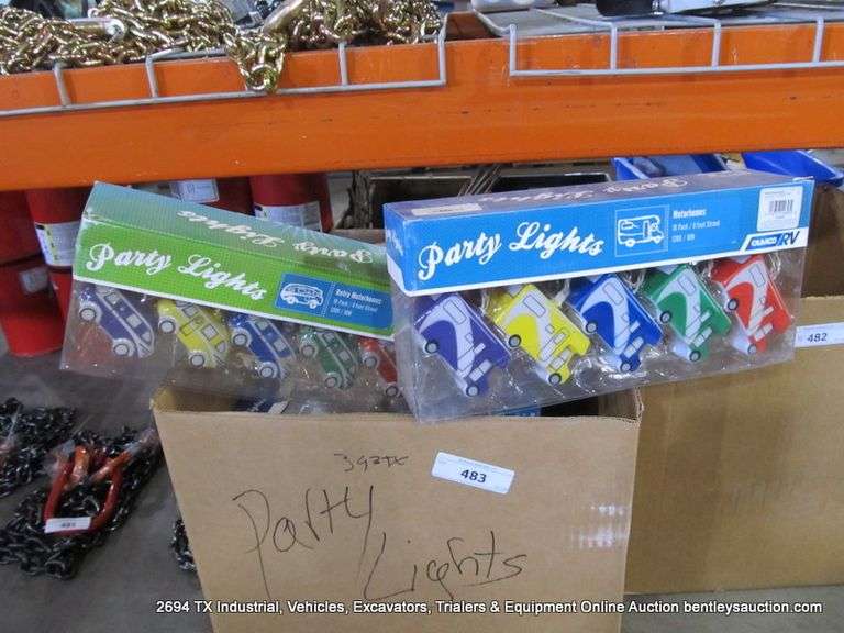 BOX: CAMCO RV PARTY LIGHTS 11-TOTAL (11X MONEY)