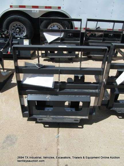 WOLVERINE MP-11-2500G MINI SKID STEER PALLET FORK, S/N ZW-00068
