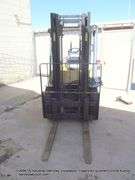 CATERPILLAR V40E FORKLIFT, LP 4000 LBS, 567 HRS., S/N 5NG00841, 1 KEY