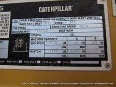 CATERPILLAR V40E FORKLIFT, LP 4000 LBS, 567 HRS., S/N 5NG00841, 1 KEY