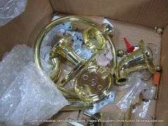 LOT: DOOR HANDLES & LIGHT FIXTURE