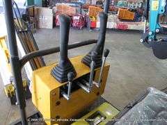 LANDHERO EXCAVATOR MODEL: LDH-KN16, S/N: 250200047, 15HP, 2 KEYS