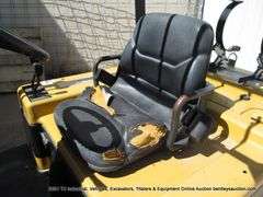 CATERPILLAR V40E FORKLIFT, LP 4000 LBS, 567 HRS., S/N 5NG00841, 1 KEY