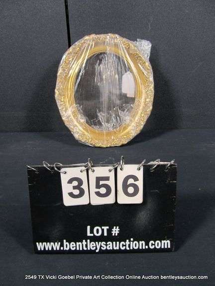 CIRCULAR, GOLD PAINTED, CARVED ORNATE WOODEN FRAME 11 X 13