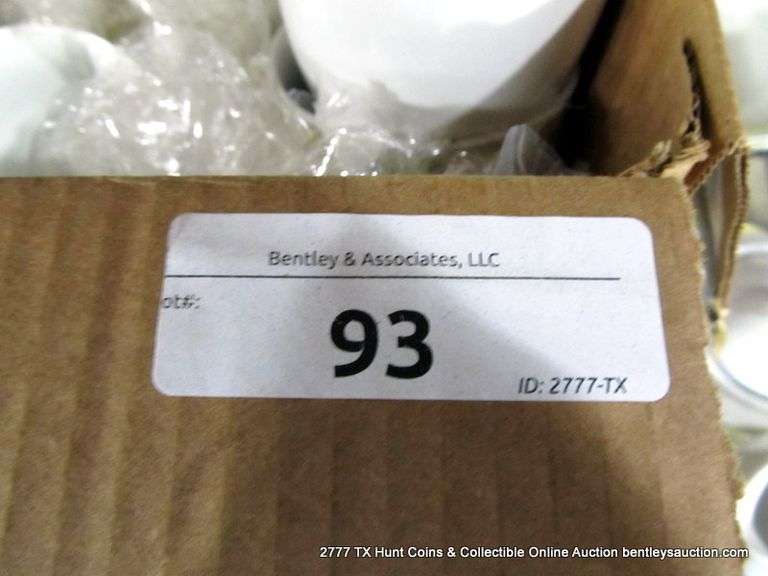 ROYAL DOULTON BLEBERRY 88 PC CHINA SET: 14 CUPS, SUGAR & CREAMER, 10 BOWLS 6.5", (2) SALAD PLATES 9"