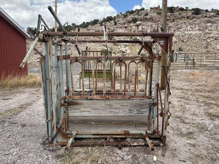 W7W CATTLE CHUTE