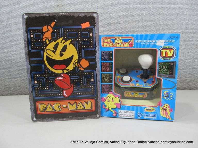 LOT: (2) PACMAN WALL ART & MS. PACMAN PLUG AND PLAY