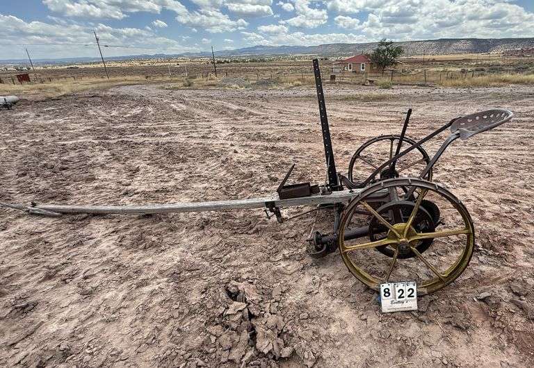 HORSE DRAWN SICKLE MOWER