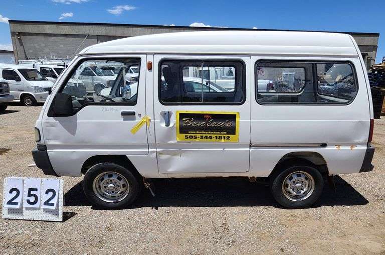 GMC  CUSHMAN  20,353 MILES