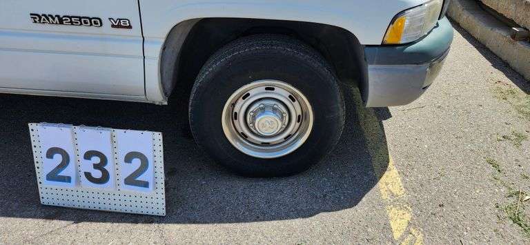 1999  DODGE  RAM 2500  PICKUP  95,135 MILES