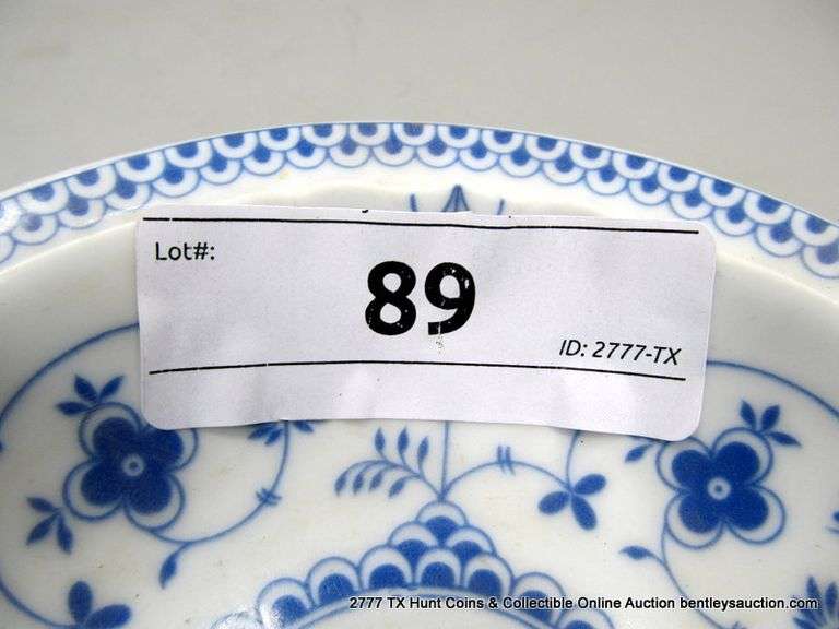 LOT: (2) BLUE & WHITE CERAMIC BOWLS, 5 1/2"