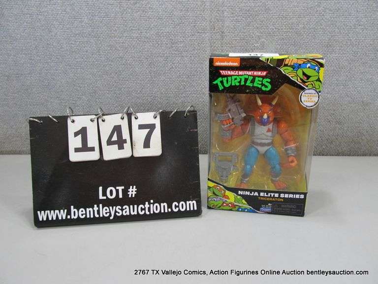 TEENAGE MUTANT NINJA TURTLES TRICERATION FIGURE