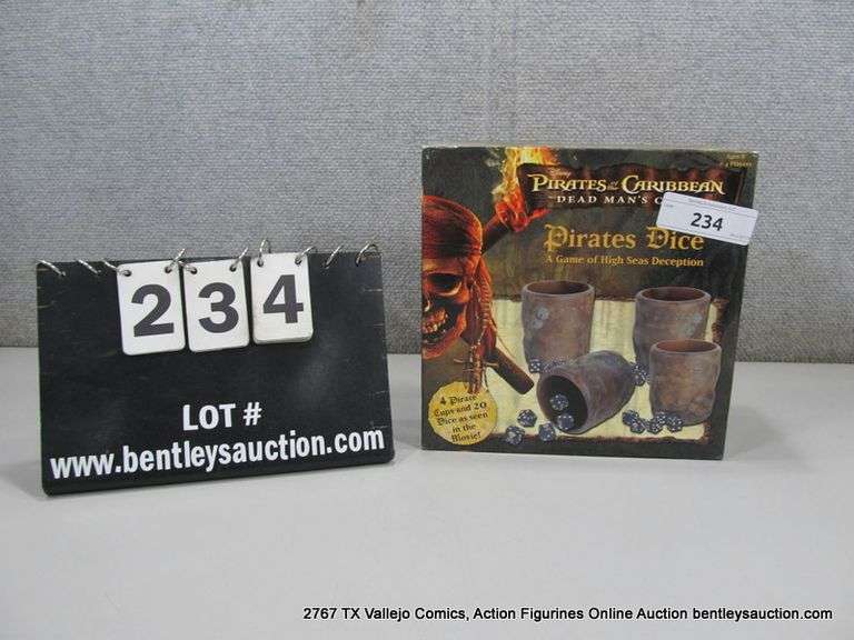 DISNEY PIRATES OF THE CARIBBEAN "PIRATES DICE" GAME