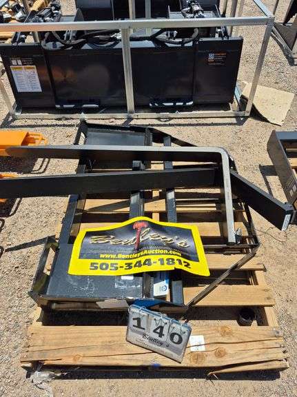 2024/2025 MOWER KING SKID STEER FORKS MODEL SA - ADJUSTABLE, QUICK ATTACH, S/N: SA25010501N-06N