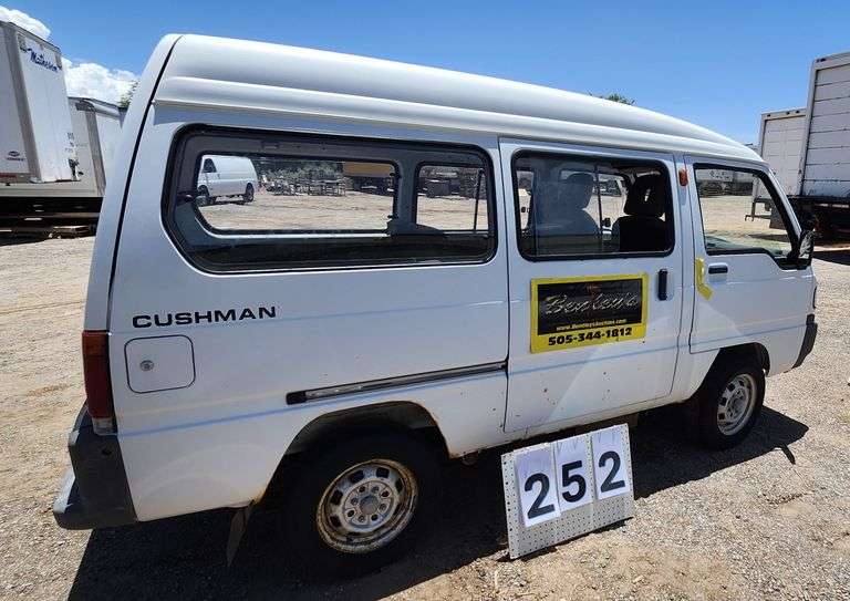 GMC  CUSHMAN  20,353 MILES