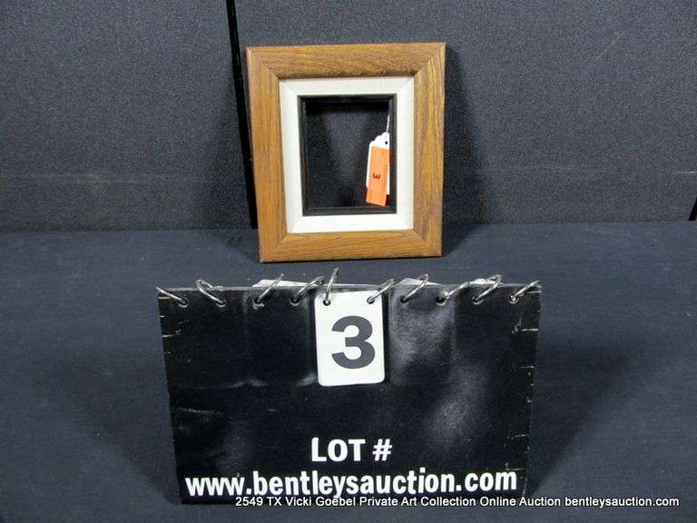 OAK STAINED, W/ WHITE LINEN & PAINTED BLACK INLAY, WOODEN FRAME 8 X 9