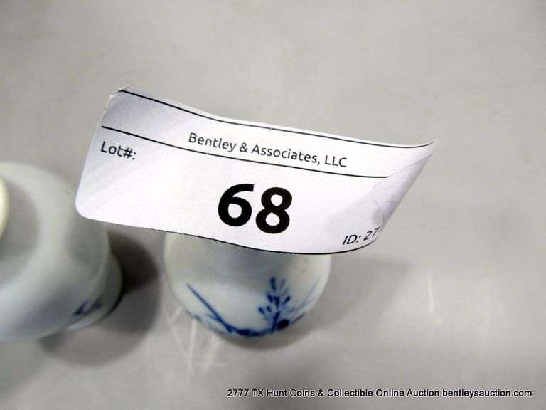LOT: 3 SMALL MINI ORIENTAL CERAMIC VASES, 2 5/8, CHINA