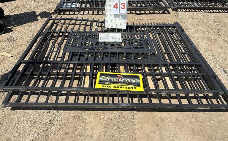 2025 KJ METAL FARM DRIVEWAY GATE - DEER MOTIF STYLE MODEL: K0720, 7' X 20'