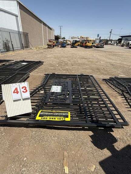 2025 KJ METAL FARM DRIVEWAY GATE - DEER MOTIF STYLE MODEL: K0720, 7' X 20'