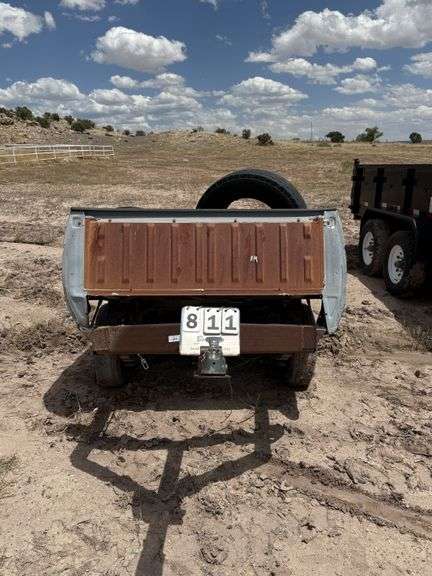 CUSTOM TRUCK BED TRAILER **NO TITLE**