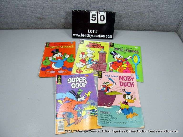 COMIC GRAB BAG: DAISY AND DONALD WALT DISNEY
