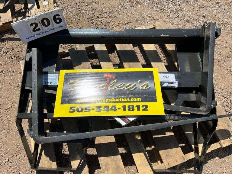 2024/2025 AGT WHEEL LOADER FORKS MODEL: JDCPF42-2200-FF - QTY OF 5 PCS,