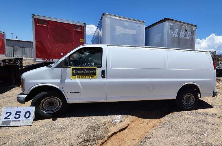 1997  CHEVROLET  EXPRESS  3500 (1 TON)  CARGO VAN  UNKNOWN