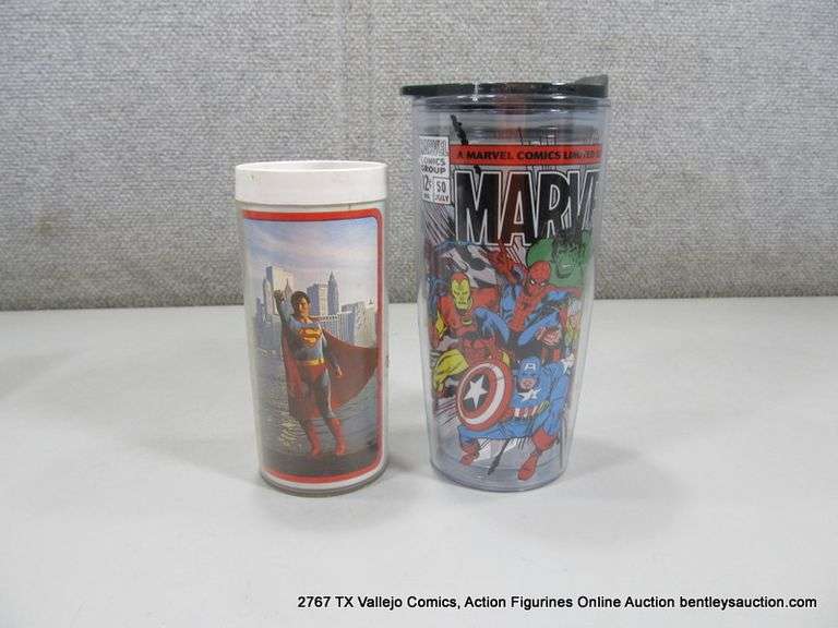 LOT: (2) MARVEL & D.C. DRINK CUPS
